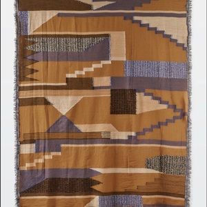 Aritzia Wilfred blanket scarf